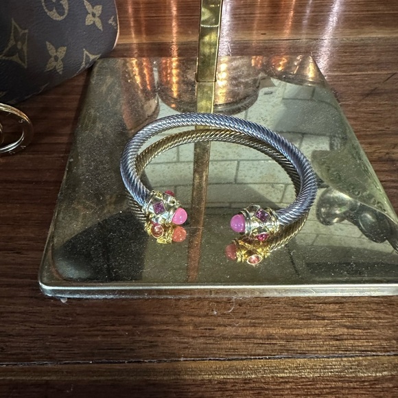 Sophisticated Silver and Gold Bracelet with pink stones titanium - Picture 2 of 3